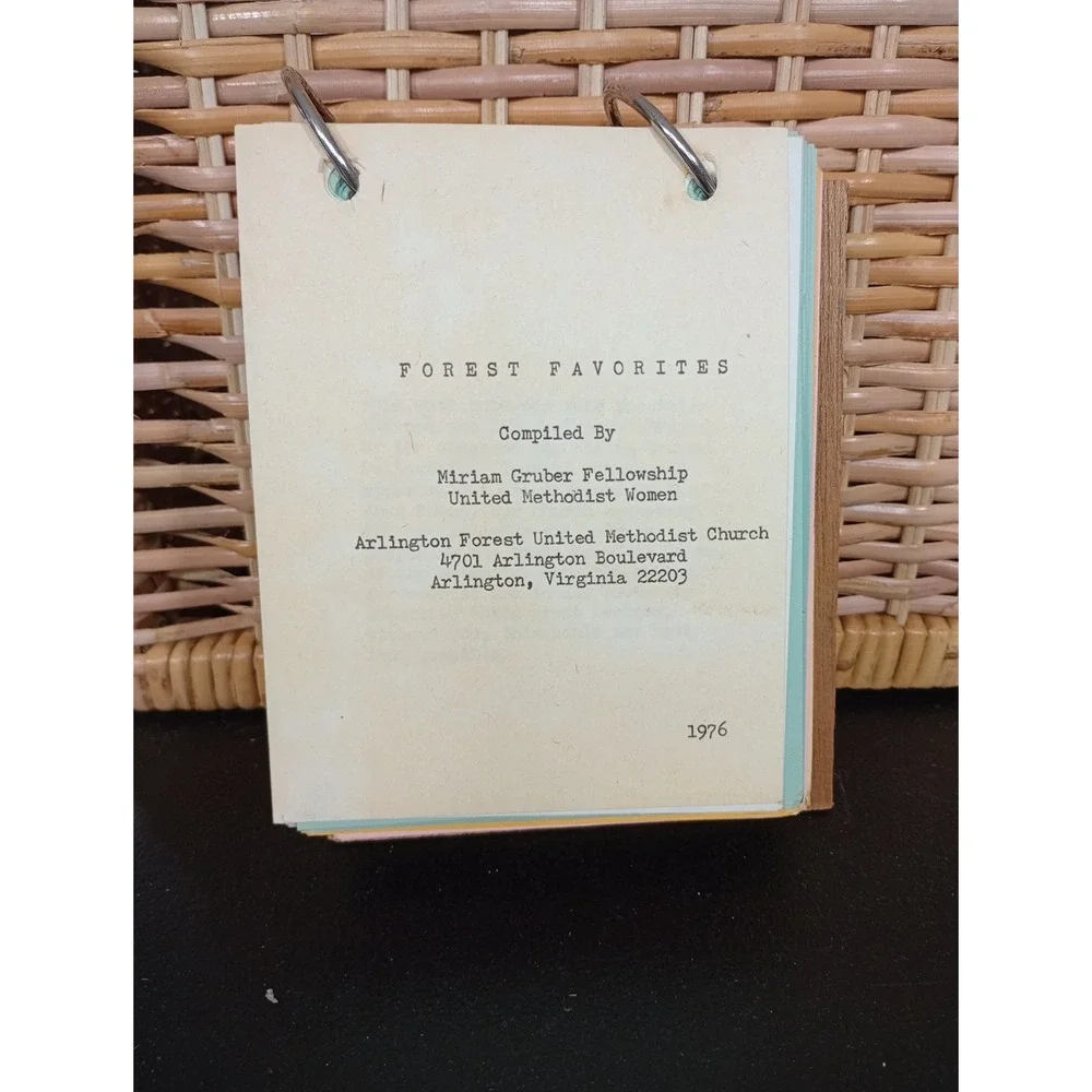Arlington Forest United Methodist Church Cookbook 1976 Miriam Gruber‎ Fellowship